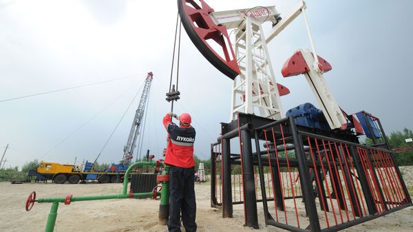 Оператор по добыче нефти на нефтяном кусте в районе города Лангепас Оператор по добыче нефти на нефтяном кусте в районе города Лангепас