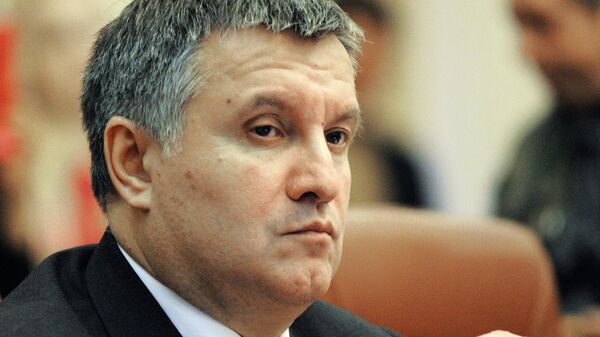 Аваков отказался извинятся перед партией Порошенко за обвинения в подкупе