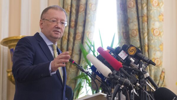 Посол РФ в Великобритании Александр Яковенко. Архивное фото Посол РФ в Великобритании Александр Яковенко. Архивное фото