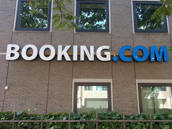 Логотип Booking.com Логотип Booking.com