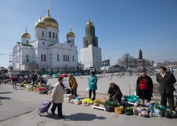 Кафедральный собор Рождества Пресвятой Богородицы в Ростове-на-Дону Кафедральный собор Рождества Пресвятой Богородицы в Ростове-на-Дону
