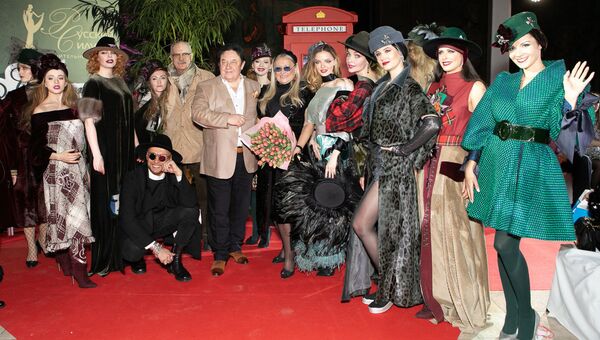 Fashion-шоу фонда Русский Силуэт в галерее искусств Зураба Церетели в рамках 40-го ММКФ Fashion-шоу фонда Русский Силуэт в галерее искусств Зураба Церетели в рамках 40-го ММКФ