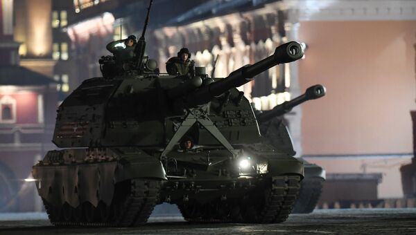 Самоходная артиллерийская установка Мста-С на репетиции военного парада на Красной площади, посвященного 73-й годовщине Победы в Великой Отечественной войне Самоходная артиллерийская установка Мста-С на репетиции военного парада на Красной площади, посвященного 73-й годовщине Победы в Великой Отечественной войне
