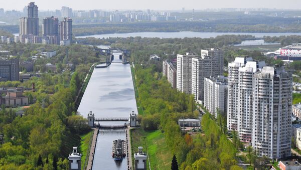 Вид на канал имени Москвы Вид на канал имени Москвы