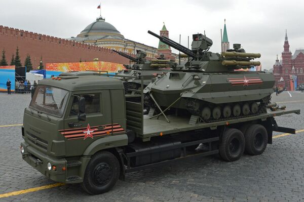 Роботизированный комплекс Уран-9 на генеральной репетиции военного парада на Красной площади Роботизированный комплекс Уран-9 на генеральной репетиции военного парада на Красной площади