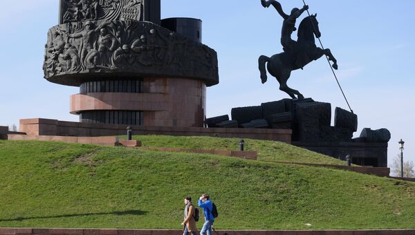Монумент Победы на Поклонной горе Монумент Победы на Поклонной горе