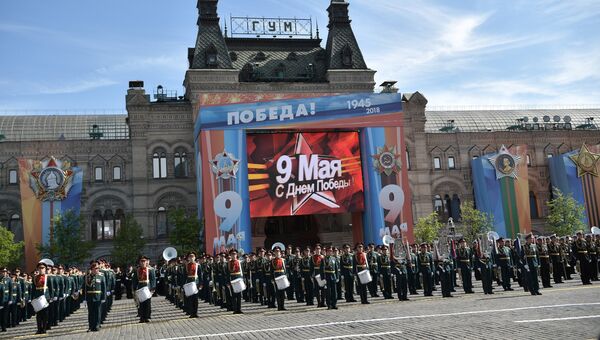 Военный оркестр на военном параде, посвященном 73-й годовщине Победы в Великой Отечественной войне 1941-1945 годов. 9 мая 2018 Военный оркестр на военном параде, посвященном 73-й годовщине Победы в Великой Отечественной войне 1941-1945 годов. 9 мая 2018
