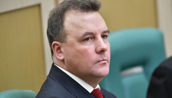 Полномочный представитель президента РФ в Совете Федерации РФ Артур Муравьев. Архивное фото Полномочный представитель президента РФ в Совете Федерации РФ Артур Муравьев. Архивное фото
