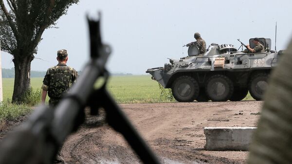 Украинские военные в зоне конфликта на востоке Украины Украинские военные в зоне конфликта на востоке Украины