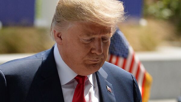 Президент США Дональд Трамп на саммите НАТО в Брюсселе. 11 июля 2018 Президент США Дональд Трамп на саммите НАТО в Брюсселе. 11 июля 2018