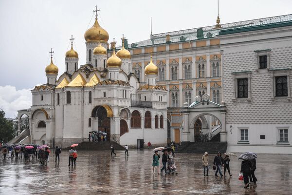 Благовещенский собор на Соборной площади Московского Кремля Благовещенский собор на Соборной площади Московского Кремля