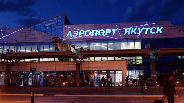Авиаперевозчик объяснил отказ брать на рейс девочку, летевшую на операцию