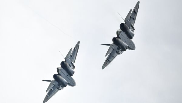 Многофункциональные истребители Су-57. Архивное фото Многофункциональные истребители Су-57. Архивное фото