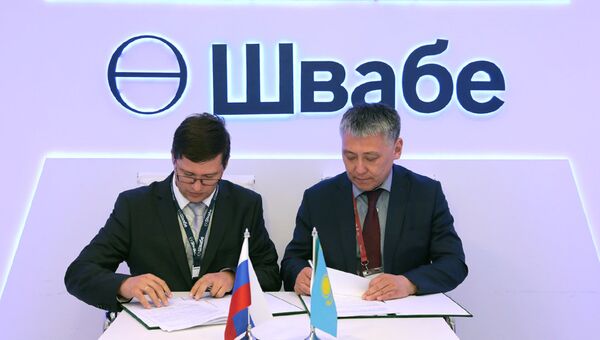 Подписание соглашения о военно-техническом сотрудничестве холдинга Швабе с казахстанской компанией Семей инжиниринг на форуме Армия-2018 Подписание соглашения о военно-техническом сотрудничестве холдинга Швабе с казахстанской компанией Семей инжиниринг на форуме Армия-2018