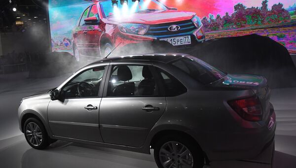 Автомобиль Lada Granta на Московском международном автомобильном салоне 2018 Автомобиль Lada Granta на Московском международном автомобильном салоне 2018