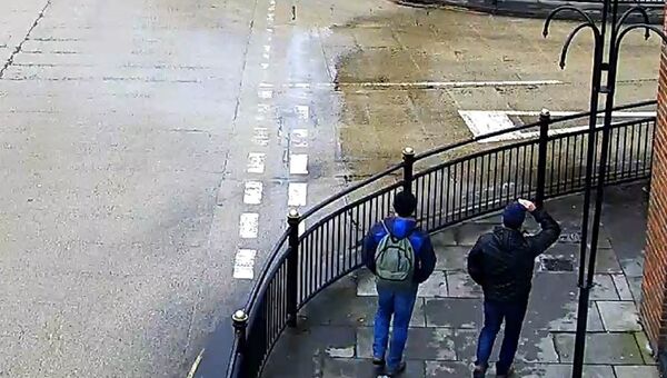 Подозреваемые в попытке убийства Сергея Скрипаля и его дочери Юлии в Солсбери Александр Петров и Руслан Боширов. Архивное фото Подозреваемые в попытке убийства Сергея Скрипаля и его дочери Юлии в Солсбери Александр Петров и Руслан Боширов. Архивное фото