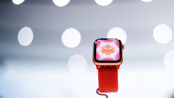 Модель Apple Watch Series 4. 12 сентября 2018 года Модель Apple Watch Series 4. 12 сентября 2018 года