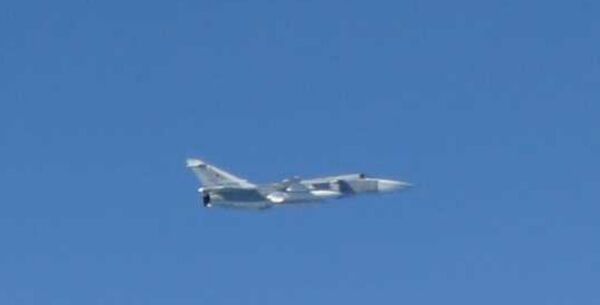 Фронтовой бомбардировщик Су-24 над Японским морем. 19 сентября 2018 Фронтовой бомбардировщик Су-24 над Японским морем. 19 сентября 2018