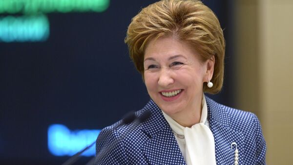 Вице-спикер Совета Федерации Галина Карелова Вице-спикер Совета Федерации Галина Карелова