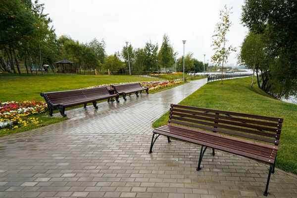 Прибрежная зона в районе Братеево Прибрежная зона в районе Братеево