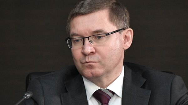Президент РФ В. Путин провел заседание Военно-промышленной комиссии Президент РФ В. Путин провел заседание Военно-промышленной комиссии