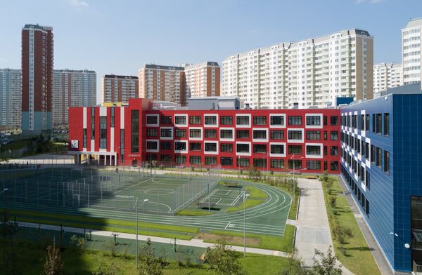 Самая большая в России школа открыта в Москве Самая большая в России школа открыта в Москве