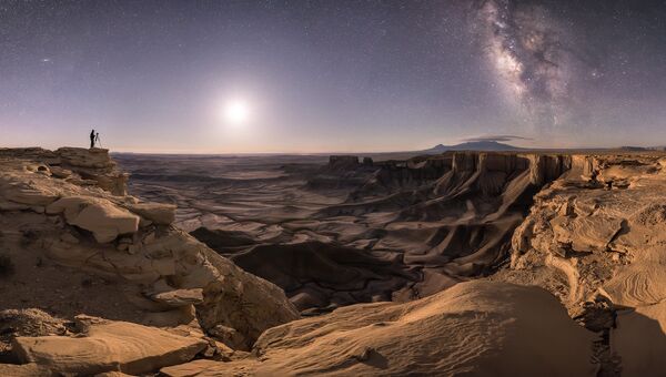 Работа фотографа Brad Goldpaint Transport the Soul. Конкурс Insight Astronomy Photographer of the year 2018 Работа фотографа Brad Goldpaint Transport the Soul. Конкурс Insight Astronomy Photographer of the year 2018