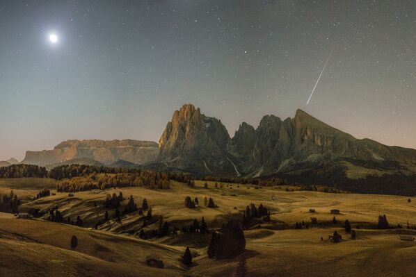 Работа фотографа Fabian Dalpiaz Great autumn morning. Конкурс Insight Astronomy Photographer of the year 2018 Работа фотографа Fabian Dalpiaz Great autumn morning. Конкурс Insight Astronomy Photographer of the year 2018