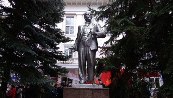 Памятник Ленину и 100 лет ВЛКСМ в Нижнем Новгороде. 29 октября 2018 Памятник Ленину и 100 лет ВЛКСМ в Нижнем Новгороде. 29 октября 2018