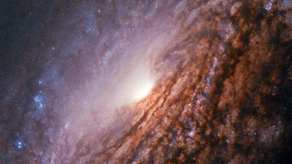 Сейфертовская галактика NGC 5033 в созвездии Гончие Псы Сейфертовская галактика NGC 5033 в созвездии Гончие Псы