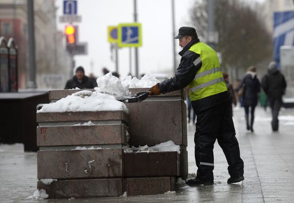 Уборка снега в Москве Уборка снега в Москве