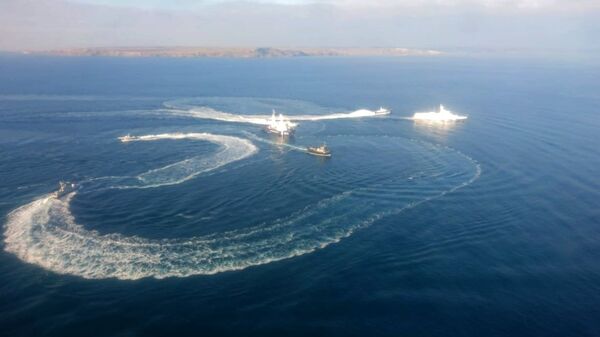 Три корабля ВМС Украины нарушили госграницу РФ и движутся к Керченскому проливу Три корабля ВМС Украины нарушили госграницу РФ и движутся к Керченскому проливу