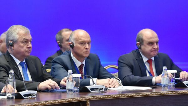 Специальный представитель президента РФ по сирийскому урегулированию Александр Лаврентьев на 11-й Международной встрече в Астане по урегулированию ситуации в Сирии. 29 ноября 2018 Специальный представитель президента РФ по сирийскому урегулированию Александр Лаврентьев на 11-й Международной встрече в Астане по урегулированию ситуации в Сирии. 29 ноября 2018