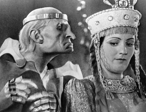 Георгий Милляр и Галина Григорьева в фильме Кащей Бессмертный Георгий Милляр и Галина Григорьева в фильме Кащей Бессмертный