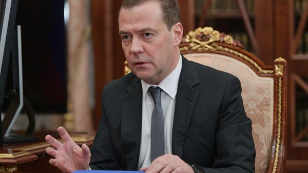 Председатель правительства РФ Дмитрий Медведев во время встречи с президентом РФ Владимиром Путиным Председатель правительства РФ Дмитрий Медведев во время встречи с президентом РФ Владимиром Путиным