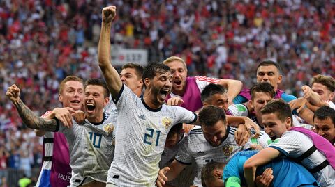 Жить спортом: страсти в футбольной жизни 2018 года Жить спортом: страсти в футбольной жизни 2018 года