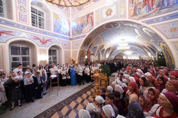 Рождественское богослужение в храме Сошествия Святого Духа в Казани. 7 января 2019 Рождественское богослужение в храме Сошествия Святого Духа в Казани. 7 января 2019