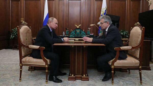 Президент РФ Владимир Путин и президент РАН Александр Сергеев во время встречи. 9 января 2019 Президент РФ Владимир Путин и президент РАН Александр Сергеев во время встречи. 9 января 2019