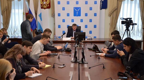Мэр Саратова Михаил Исаев вот время брифинга о дорожной ситуации а городе. 9 января 2019 Мэр Саратова Михаил Исаев вот время брифинга о дорожной ситуации а городе. 9 января 2019