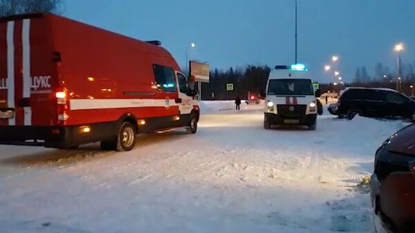 Кадры из аэропорта Ханты-Мансийска, где приземлился самолет из Сургута Кадры из аэропорта Ханты-Мансийска, где приземлился самолет из Сургута