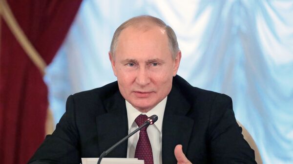 Президент РФ Владимир Путин на заседании попечительского совета МГУ имени М.В. Ломоносова Президент РФ Владимир Путин на заседании попечительского совета МГУ имени М.В. Ломоносова