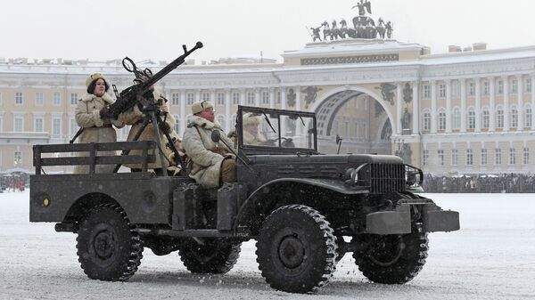 Военная техника времен Великой Отечественной войны на параде в честь 75-летия снятия блокады Ленинграда на Дворцовой площади в Санкт-Петербурге. 27 января 2019 Военная техника времен Великой Отечественной войны на параде в честь 75-летия снятия блокады Ленинграда на Дворцовой площади в Санкт-Петербурге. 27 января 2019