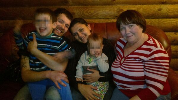 Горданов с семьей Горданов с семьей