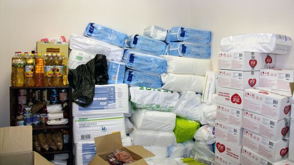 Офис фонда Доктор Лиза в дни приема благотворительной помощи превращается в склад Офис фонда Доктор Лиза в дни приема благотворительной помощи превращается в склад