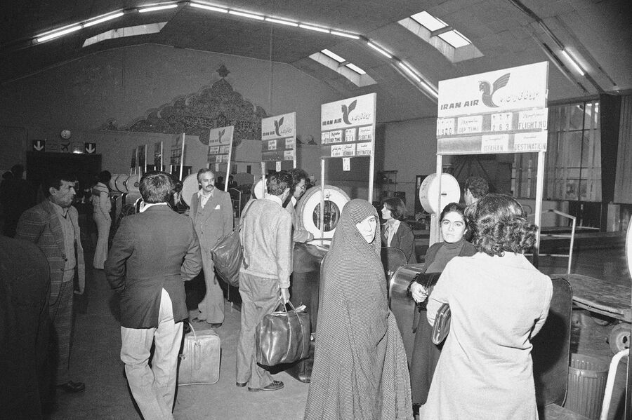 Возобновление полетов в Тегеране. 13 ноября 1978 Возобновление полетов в Тегеране. 13 ноября 1978