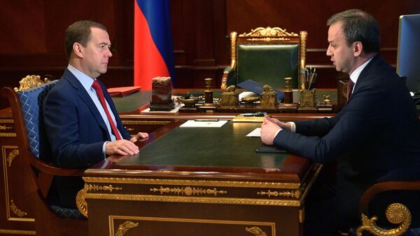 Дмитрий Медведев и сопредседатель фонда Сколково Аркадий Дворкович во время встречи. 8 февраля 2019 Дмитрий Медведев и сопредседатель фонда Сколково Аркадий Дворкович во время встречи. 8 февраля 2019