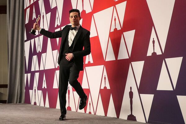 Рами Малек на церемонии вручения наград премии Оскар-2019 Рами Малек на церемонии вручения наград премии Оскар-2019