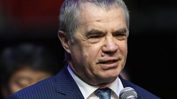 Александр Медведев Александр Медведев