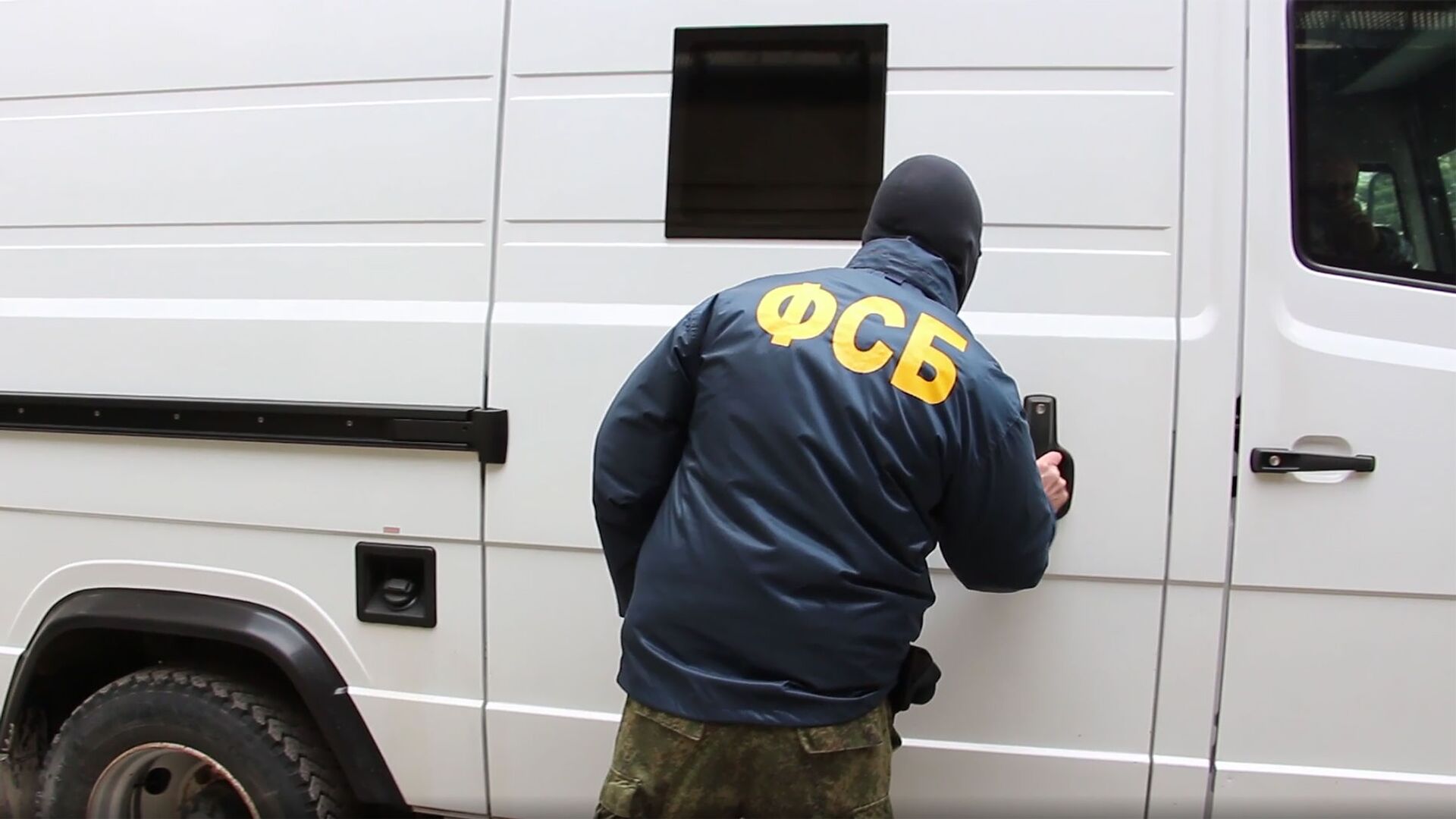 "Пятый канал": в Петербурге задержан высокопоставленный сотрудник таможни
