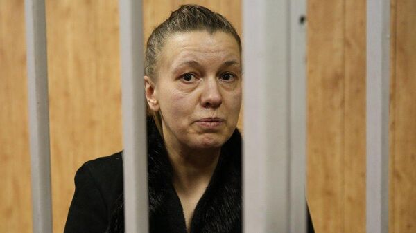 Ирина Гаращенко в суде, державшая свою пятилетнюю дочь в захламленной квартире на Ленинградском шоссе. 12 марта 2019 Ирина Гаращенко в суде, державшая свою пятилетнюю дочь в захламленной квартире на Ленинградском шоссе. 12 марта 2019